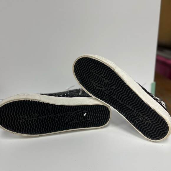 Vintage Havana Black and White Star Sneakers - Picture 2 of 3